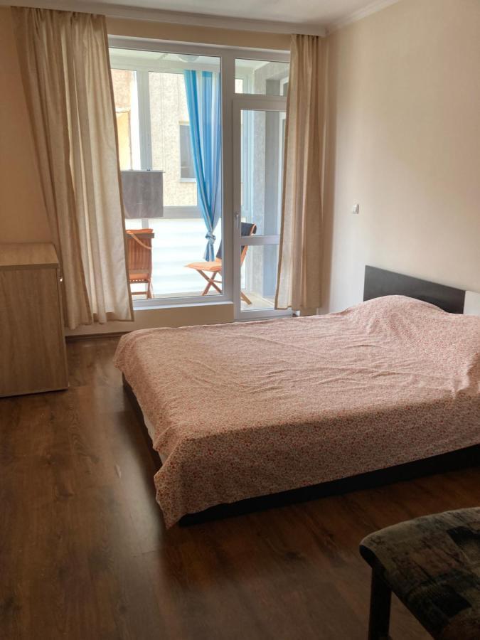 Апартамент Даскала С Паркомясто Burgas City Exterior foto